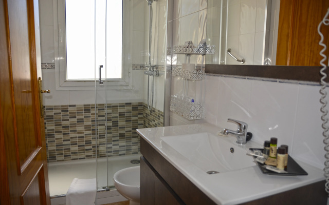 Hotel Al Andalus