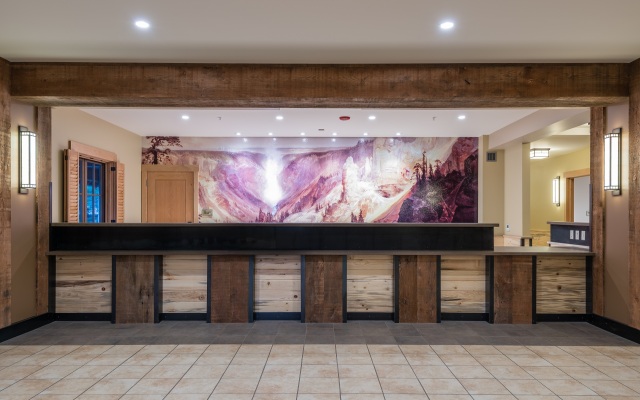 Canyon Lodge & Cabins - Inside the Park