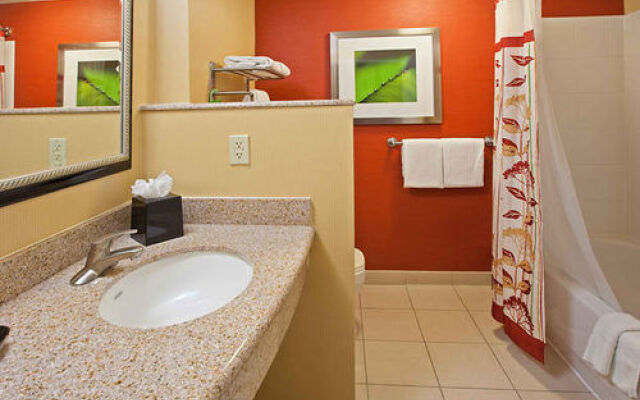 Courtyard Louisville Northeast