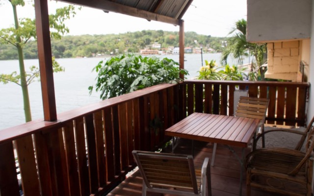 Hostel Yaxha