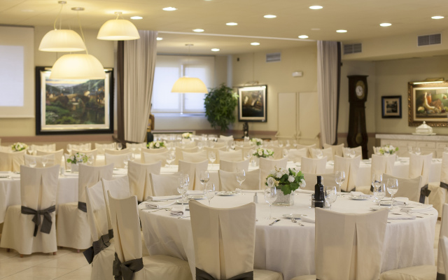 Hotel Pirineo Figueres by Pierre and Vacances