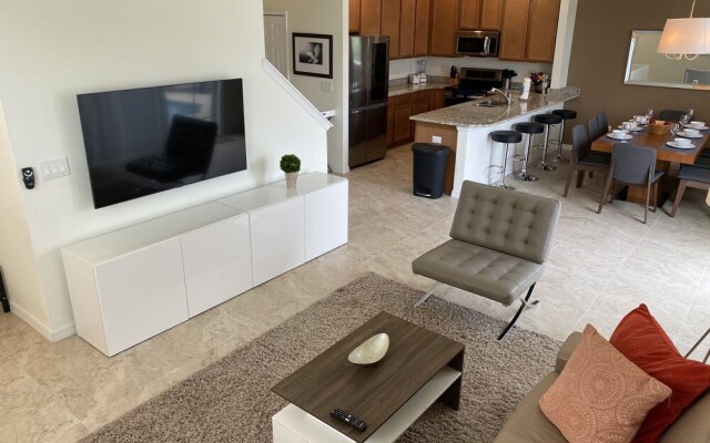 Bella Vida Resort By Cozykey