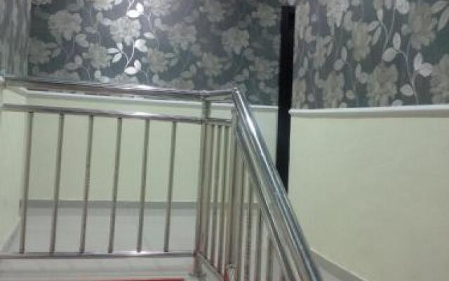 Haute ApartHotel