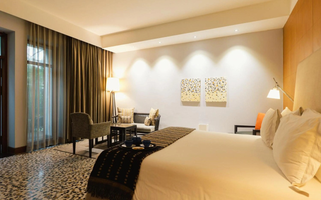 The Manor - New Delhi – Guest Rooms – Delhi