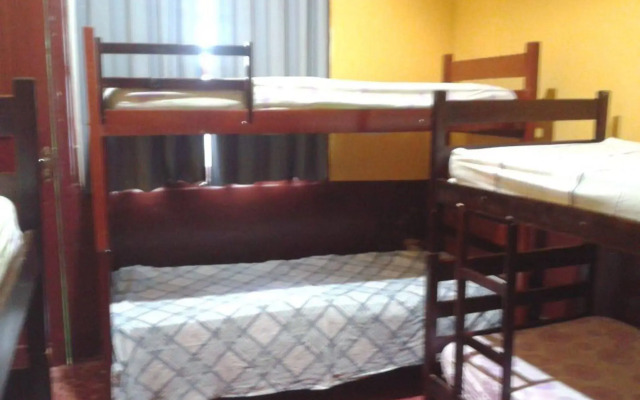 Hostel Safari