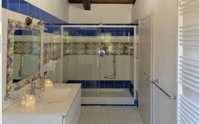 Belvilla by OYO Botti House