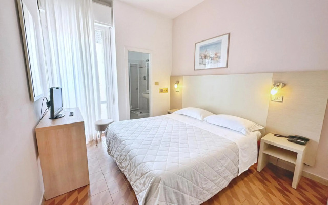 Aura Living Hotel