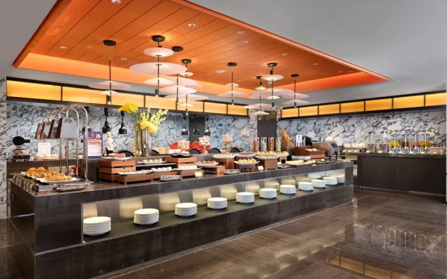 Hampton by Hilton Renhe Baiyun Airport