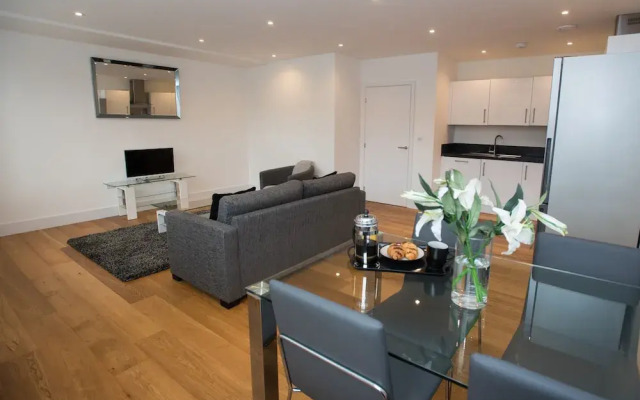 Celador Apartments - Sussex House Serviced Apartments