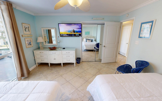 Shoreline Towers 2031 3 Bedroom Condo