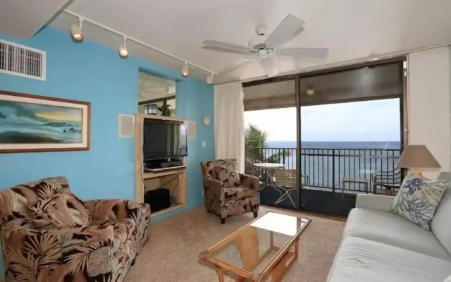 Kihei Beach, #509 2 Bedroom Condo by RedAwning