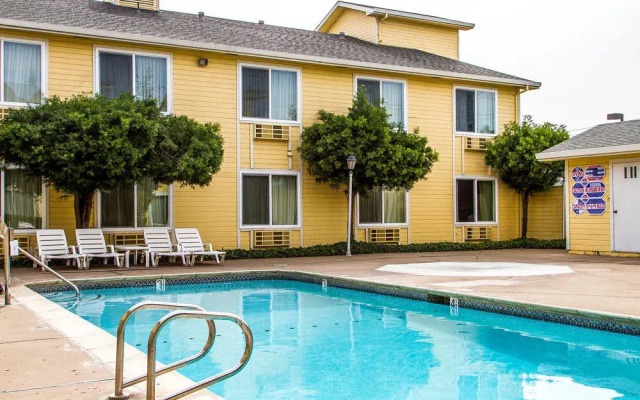 Comfort Inn
