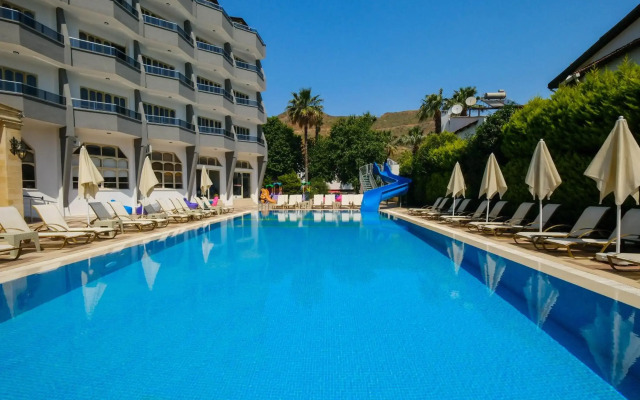 Selen Hotel Icmeler