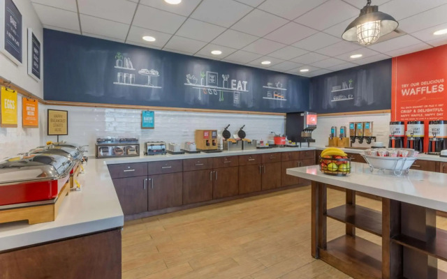 Hampton Inn Chicago West Loop Fulton Market Area