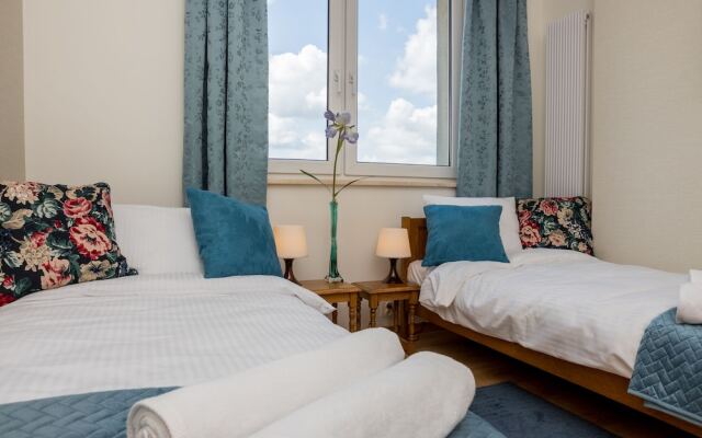 Ikona Warszawy Apartament Plac Teatralny.