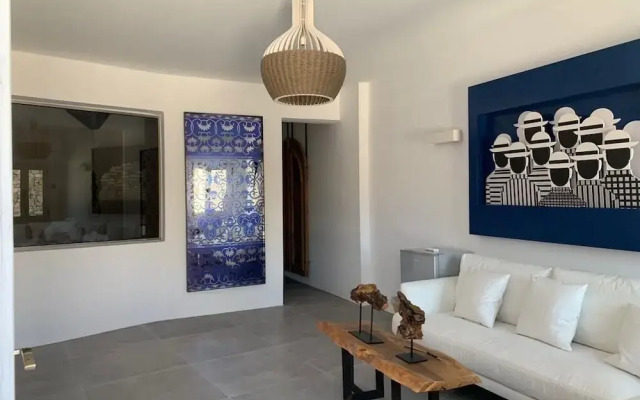 KHAMSA Mykonian Suites