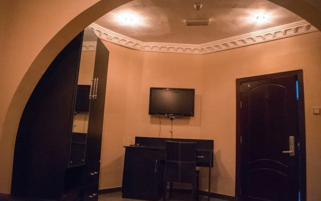 Maidaville Hotel and Suites