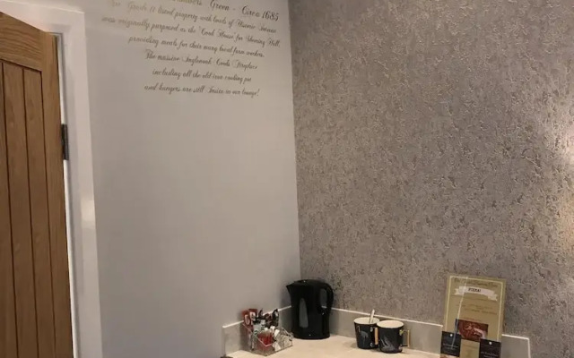 Old Thatch Bambers Green