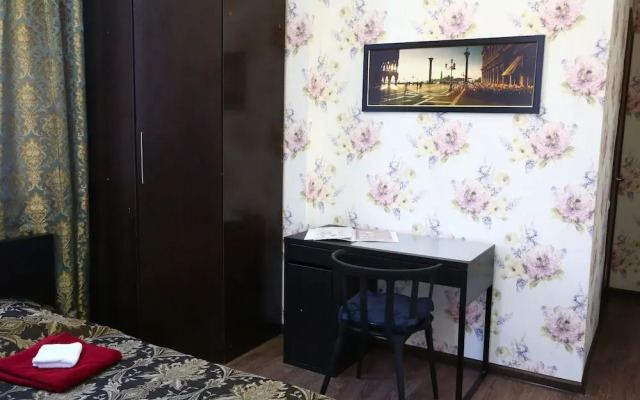 Артист Хостел на Бауманской