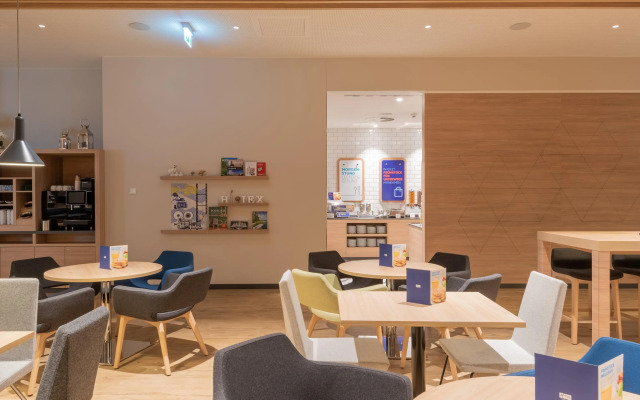 Holiday Inn Express and Suites Potsdam by IHG