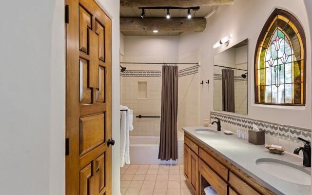 3BD Garcia Street Adobe