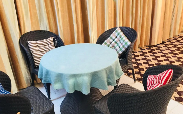 C & Y Hotel