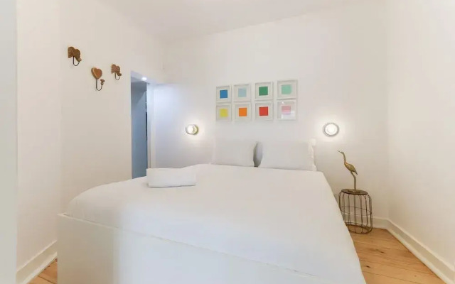 Castelo Premium II by Homing