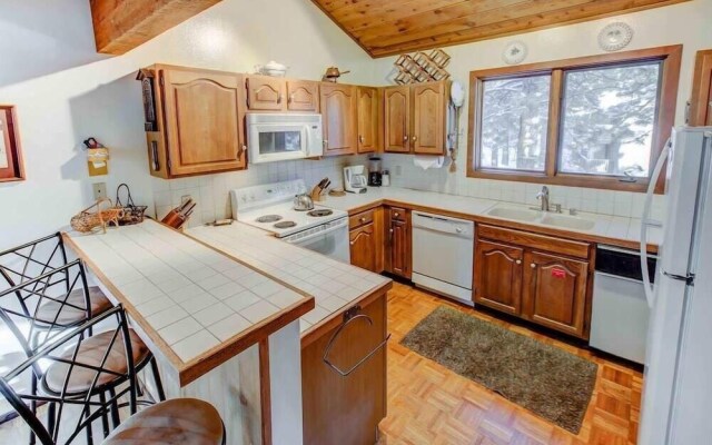 Winterset #01 Condo Near Year-round Fun