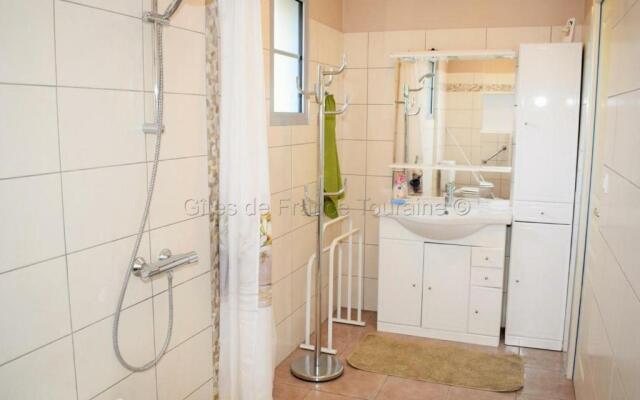 Gîte Sainte-Maure-de-Touraine, 4 pièces, 6 personnes - FR-1-381-109