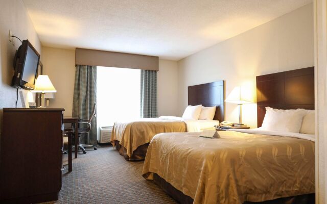 Copley Inn & Suites By OYO Akron OH