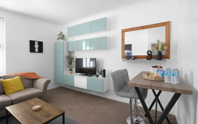 Modern 1 Bedroom Apartment in Gravesend