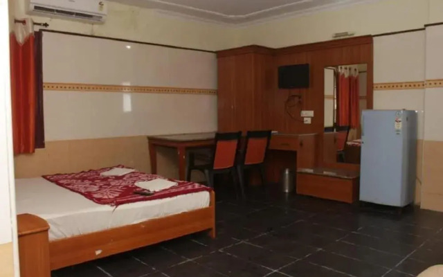 OYO 24347 Hotel Sunrise View