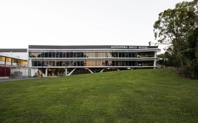 Alexandra Hills Hotel