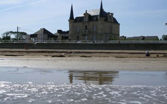 Le Manoir Des Tourelles