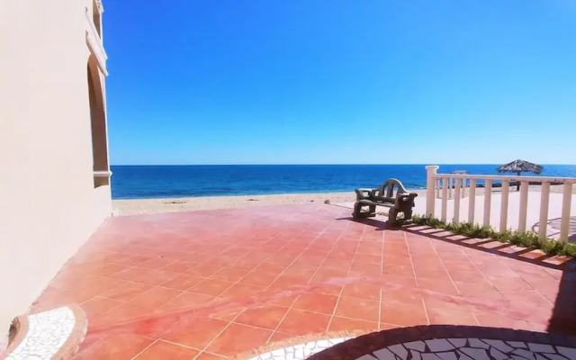 Casa Escuela Beachfront Las Palmas Mirador Beach