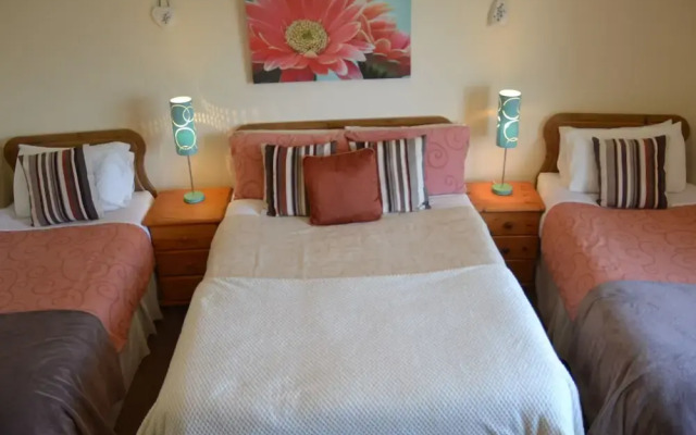 Seawinds Bed & Breakfast