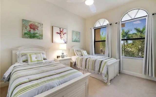 Serrano 201 - Two Bedroom Home