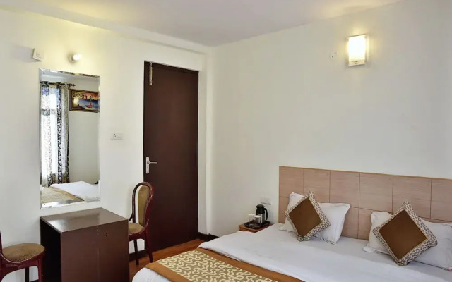 OYO 3506 Hotel Him Shakti