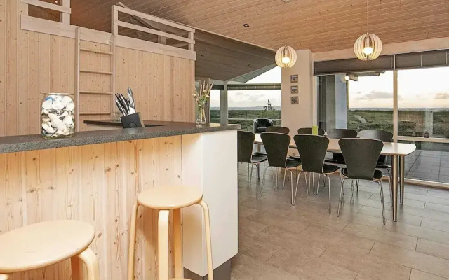 Vibrant Holiday Home in Jutland near Sea