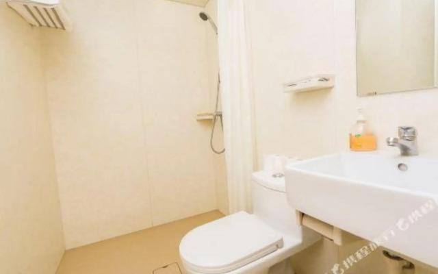 Danya Hotel (Zhenjiang Danyang Wuyue Plaza)