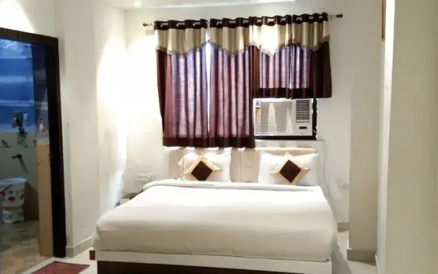 Hotel Grand S M Regency