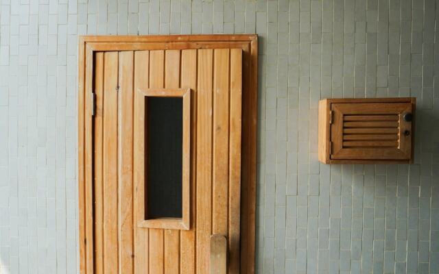 Luxury and Deluxe 2BR @ Satu8 Apartment