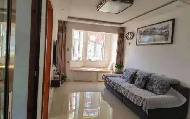 Changbai Mountain North Pool Linhai Homestay (Erdaobaihezhen Branch)