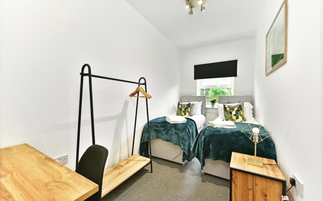 West Ealing SVD Apt. - 2 Bedroom 2 Bath