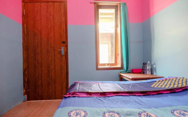 Ijen Traveller Homestay by ZUZU