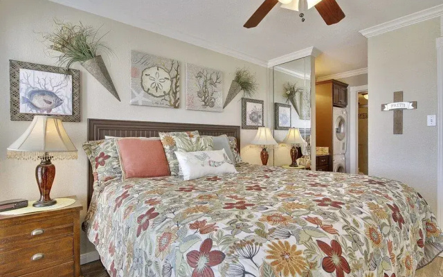 Seascape 1309 - 2 Br Condo