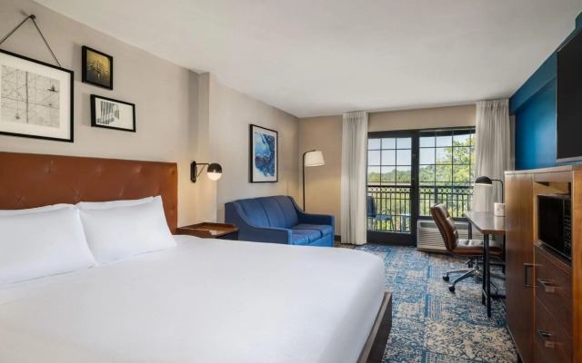 Four Points by Sheraton Greensboro Airport