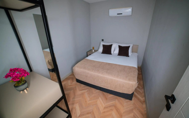 Moon Suites