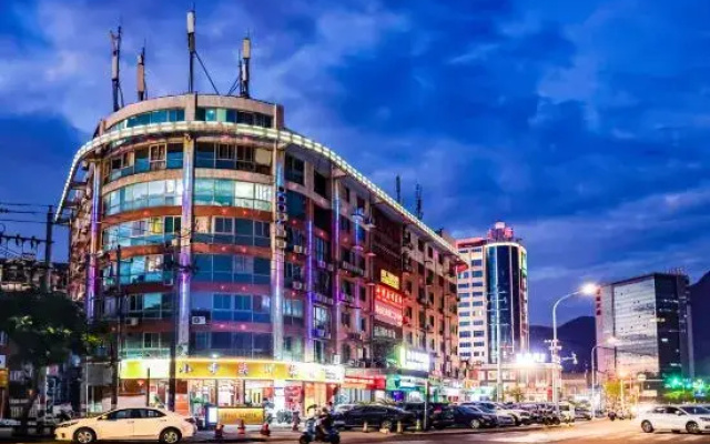 Super 8 Selected Hotel (Fuzhou IKEA Shangyang Metro Station Branch)