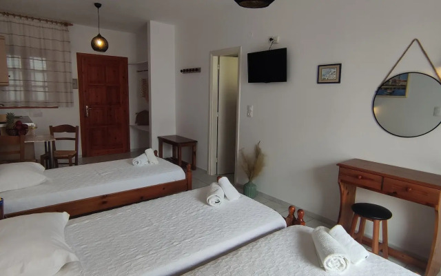 Kapetanos Rooms
